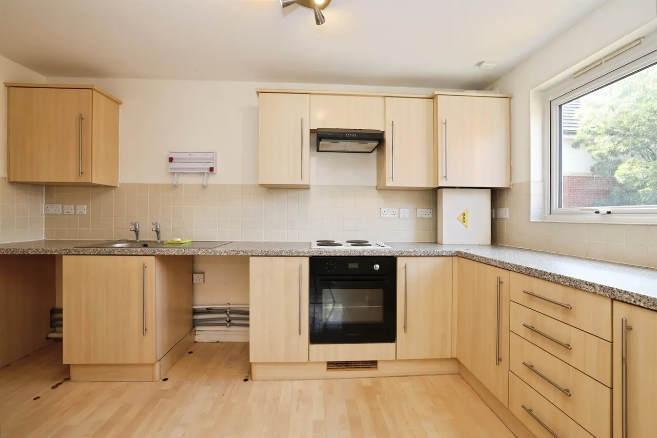 White Horse Way, Devizes, SN10, photo 6