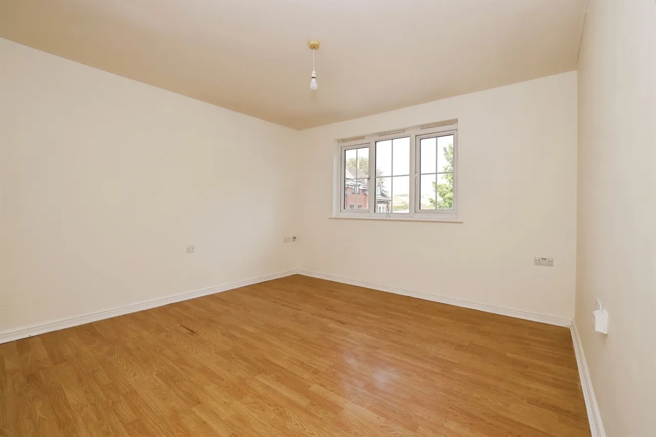 White Horse Way, Devizes, SN10, photo 4