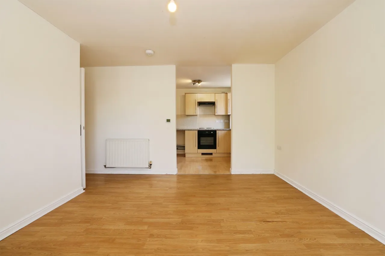 White Horse Way, Devizes, SN10, photo 5