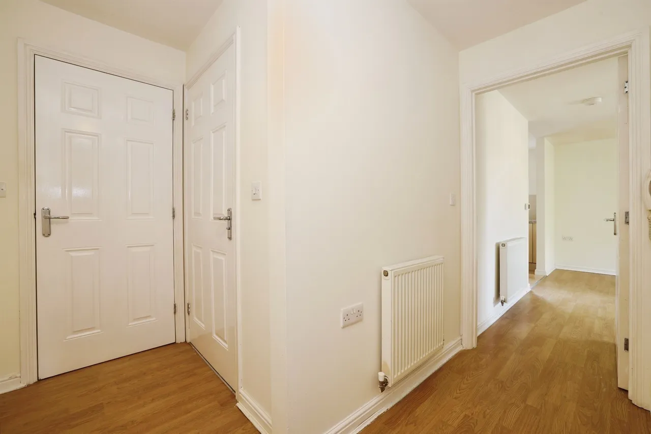 White Horse Way, Devizes, SN10, photo 3