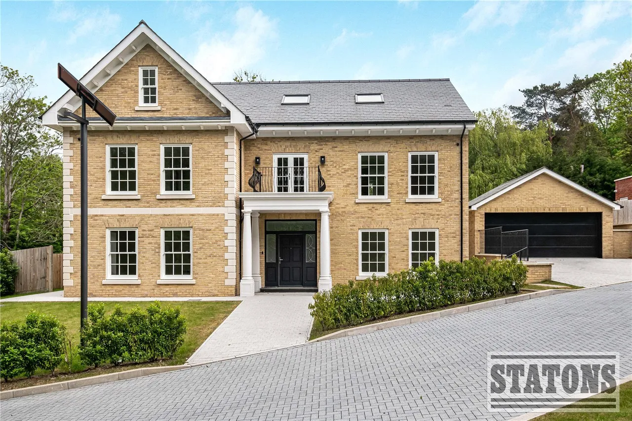 Cullinan Close, Cuffley, Hertfordshire, EN6 4FF, photo 22