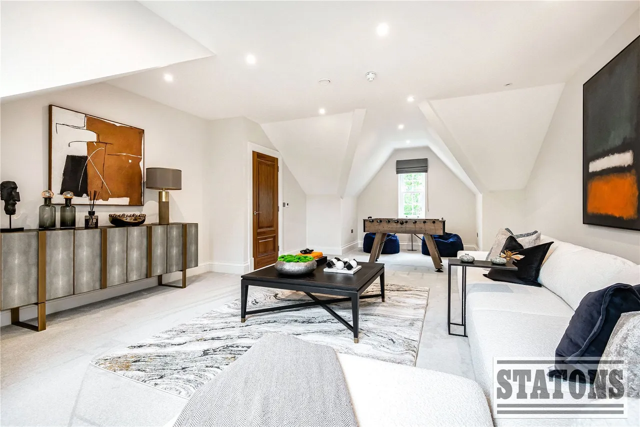 Cullinan Close, Cuffley, Hertfordshire, EN6 4FF, photo 20