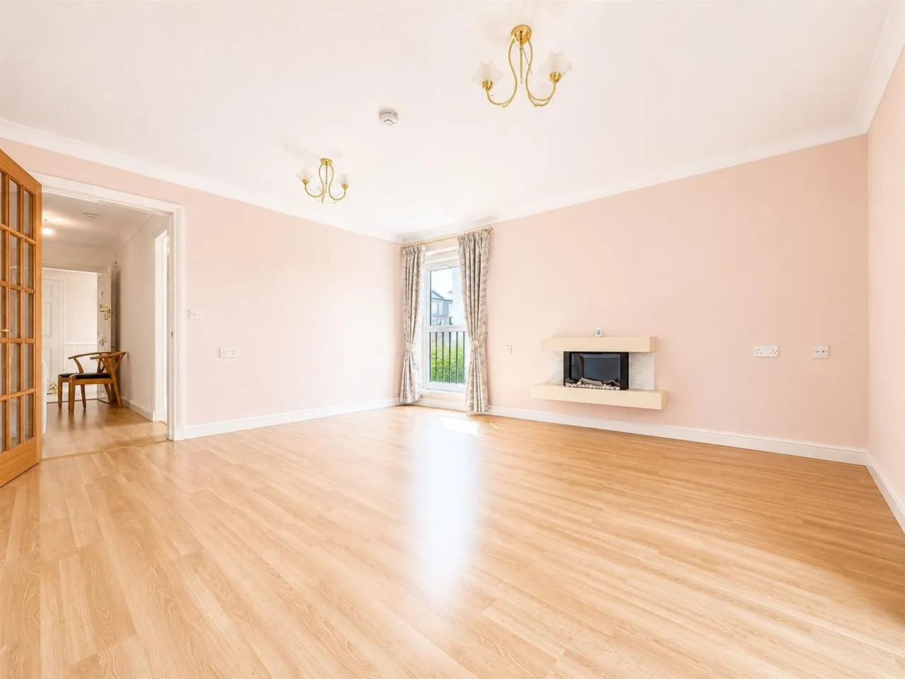 Blantyre Road, Bothwell, Bothwell Glasgow, G71 8PD, photo 3