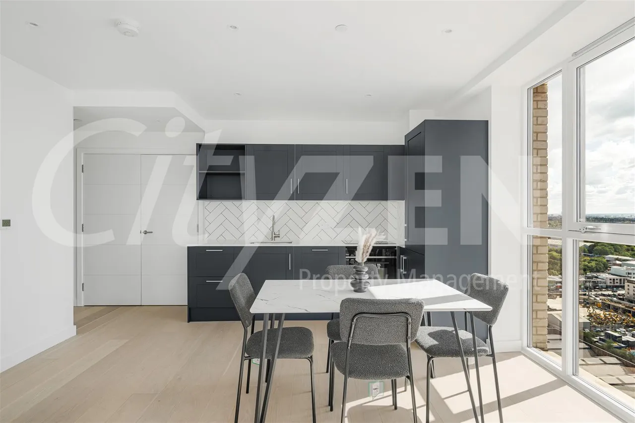 Fulton Road, Wembley, HA9, photo 4