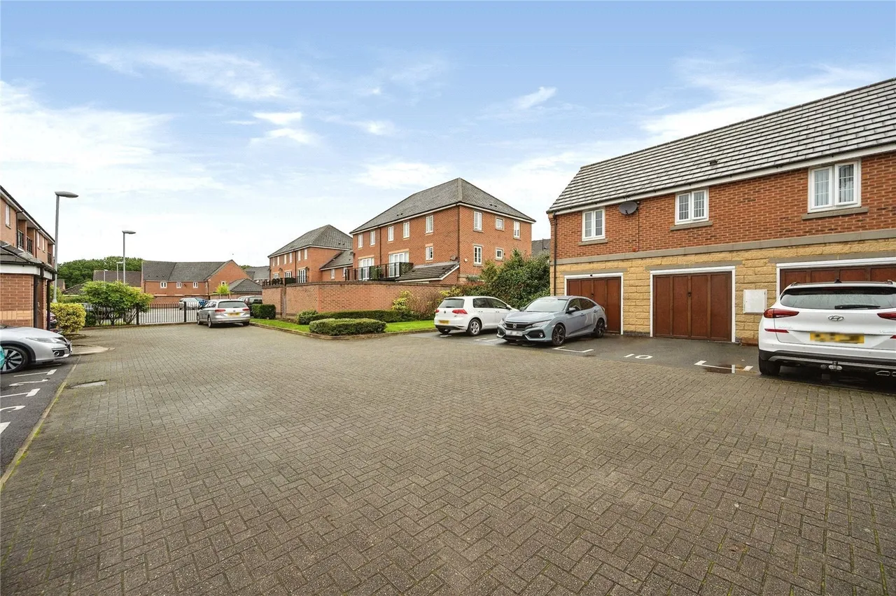 Union Square, Great Sankey, Warrington, WA5, photo 16