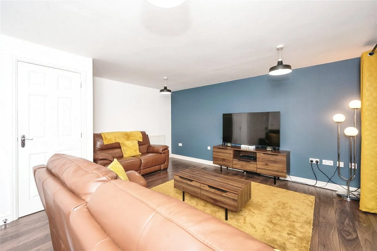Union Square, Great Sankey, Warrington, WA5, photo 3