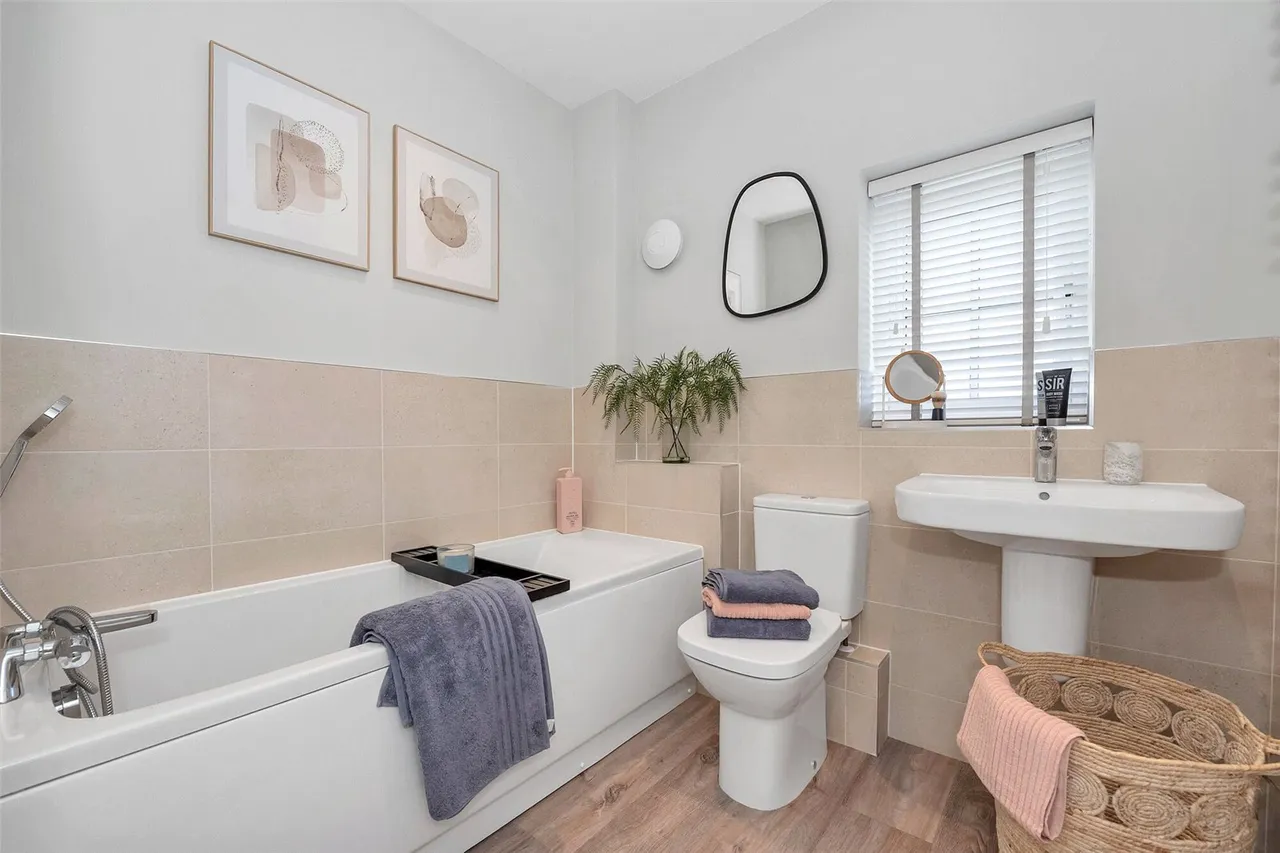 Sicklesmere Road, Bury St Edmunds, IP33, photo 10