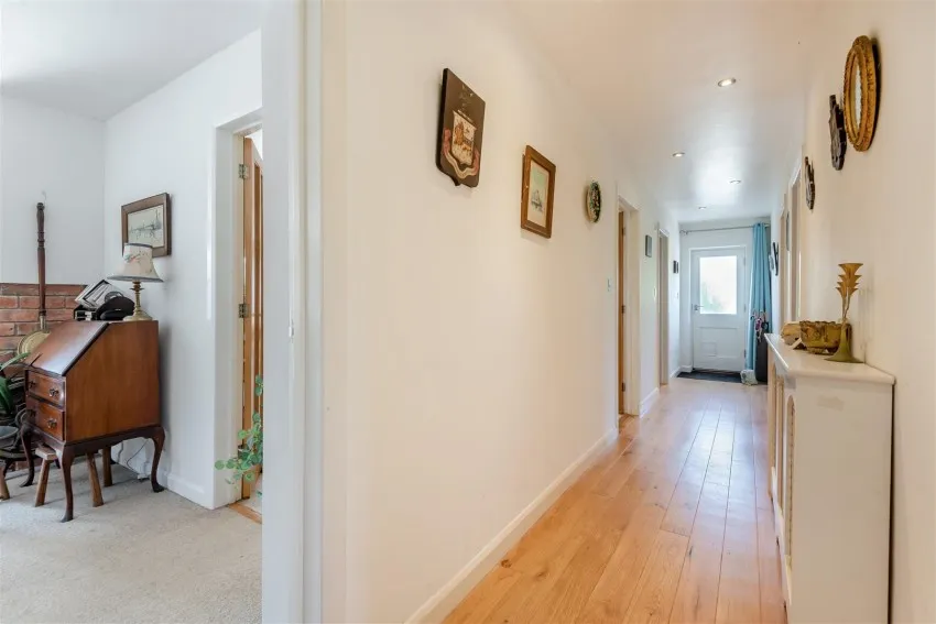 Ledbury Road Crescent, Staunton, photo 20
