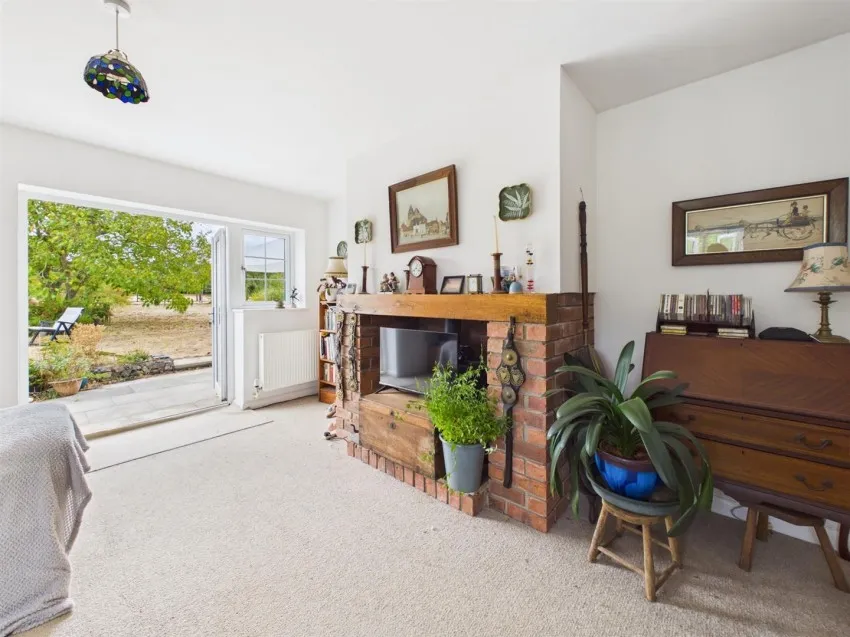 Ledbury Road Crescent, Staunton, photo 19