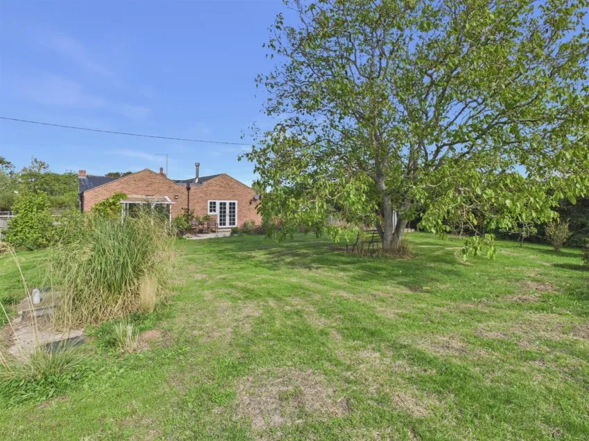 Ledbury Road Crescent, Staunton, photo 28
