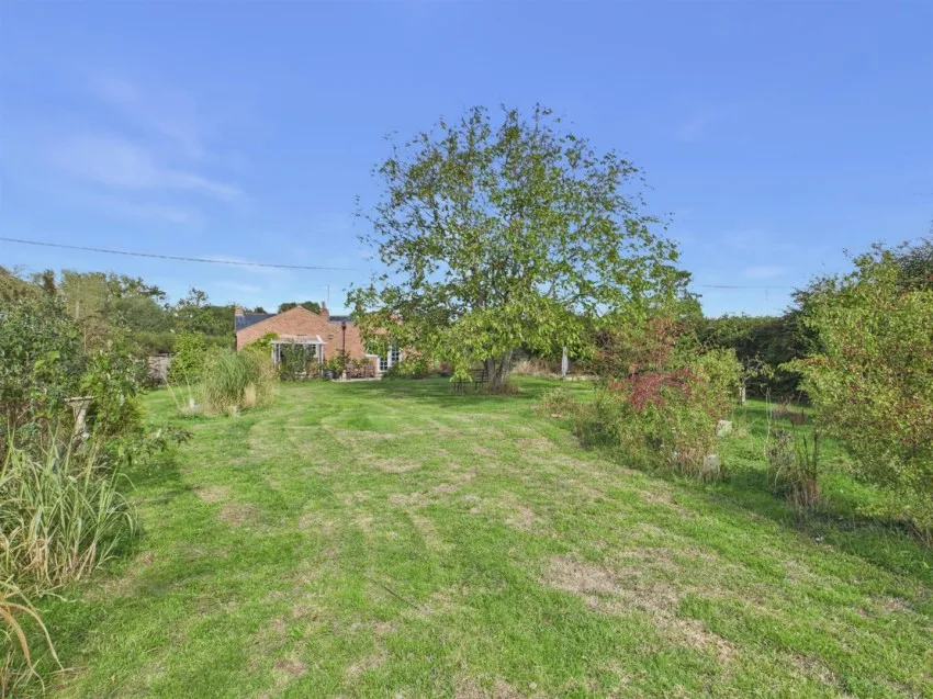 Ledbury Road Crescent, Staunton, photo 23
