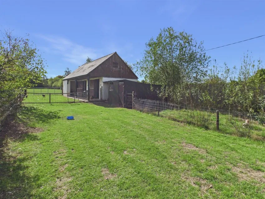 Ledbury Road Crescent, Staunton, photo 35