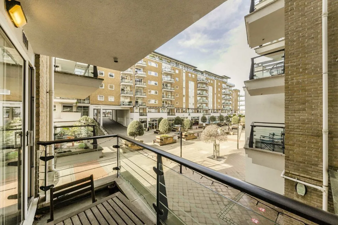 Smugglers Way, SW18, photo 5