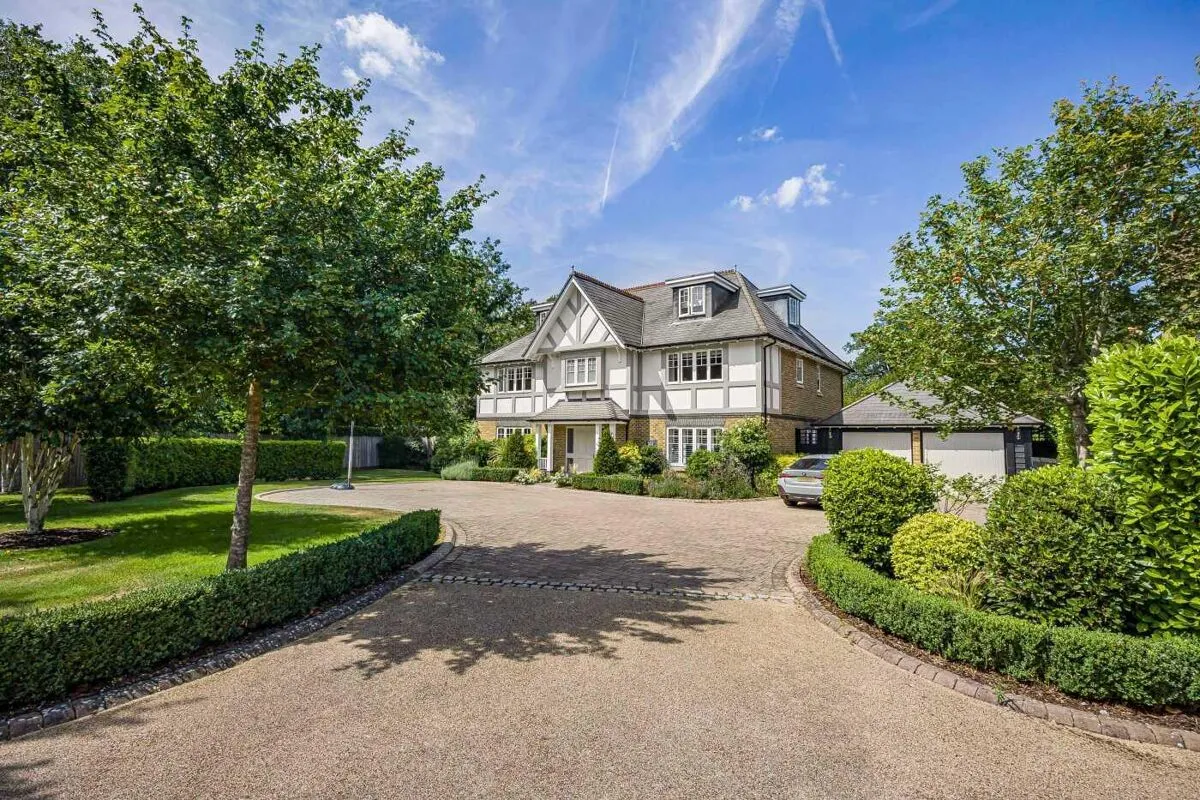 5 bed house for sale, Kiln Hill, White Waltham, SL6