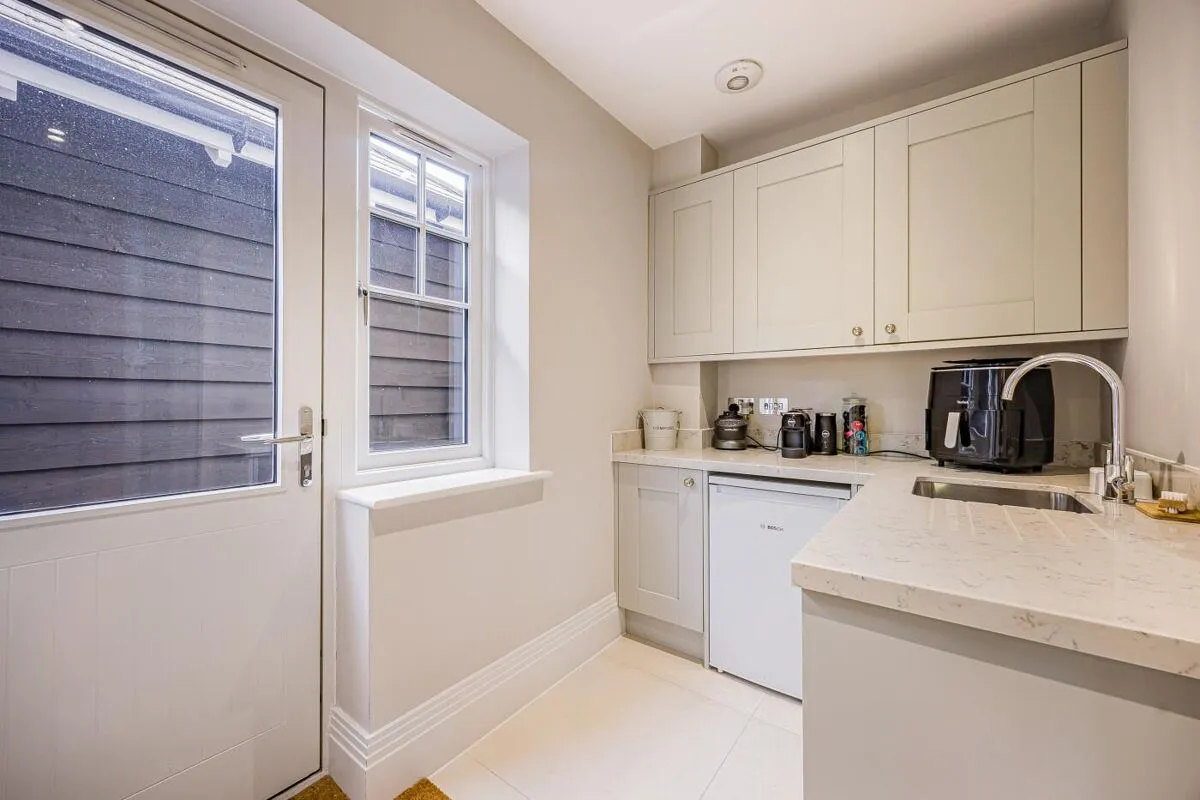 Kiln Hill, White Waltham, SL6, photo 11