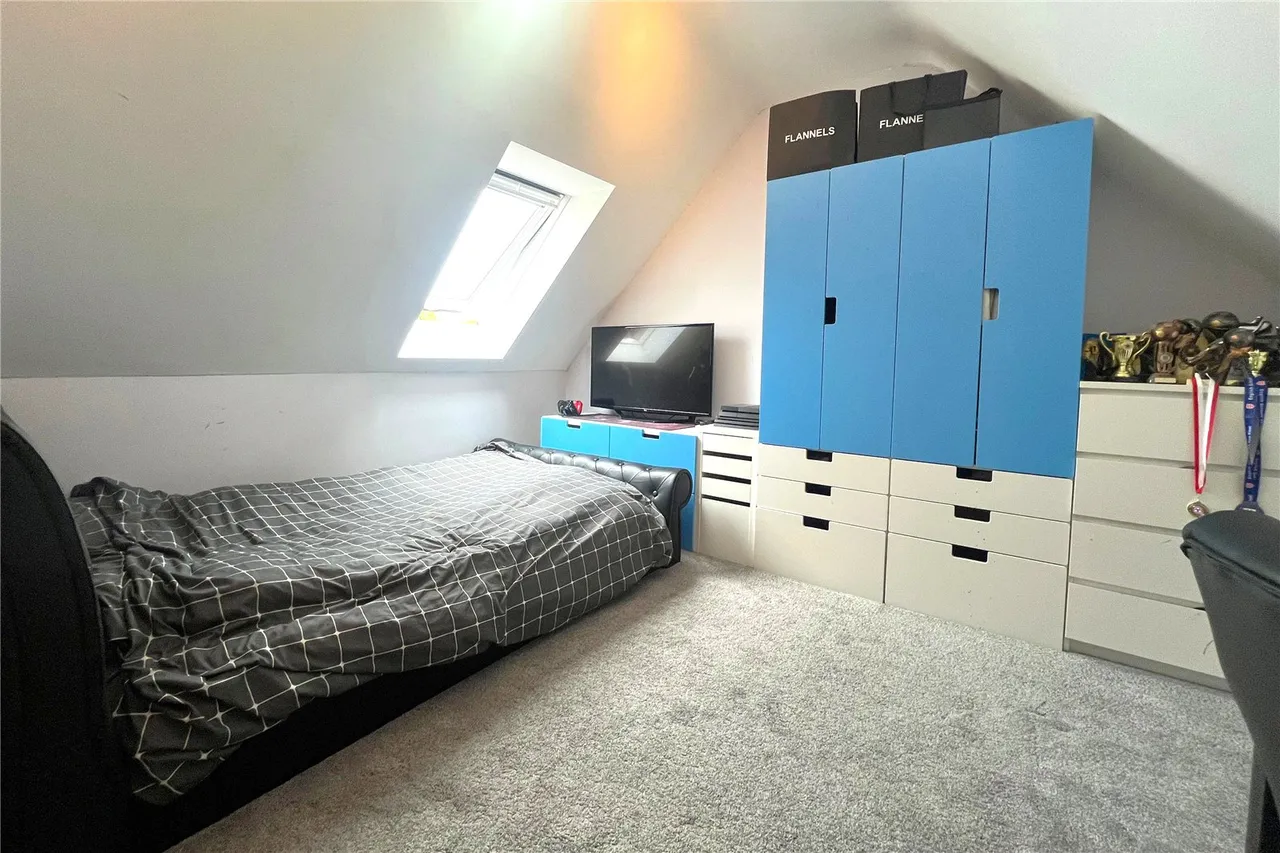 Cherry Place, Farnham, Surrey, GU9 9TH, photo 10