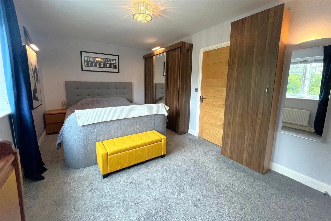 Cherry Place, Farnham, Surrey, GU9 9TH, photo 5