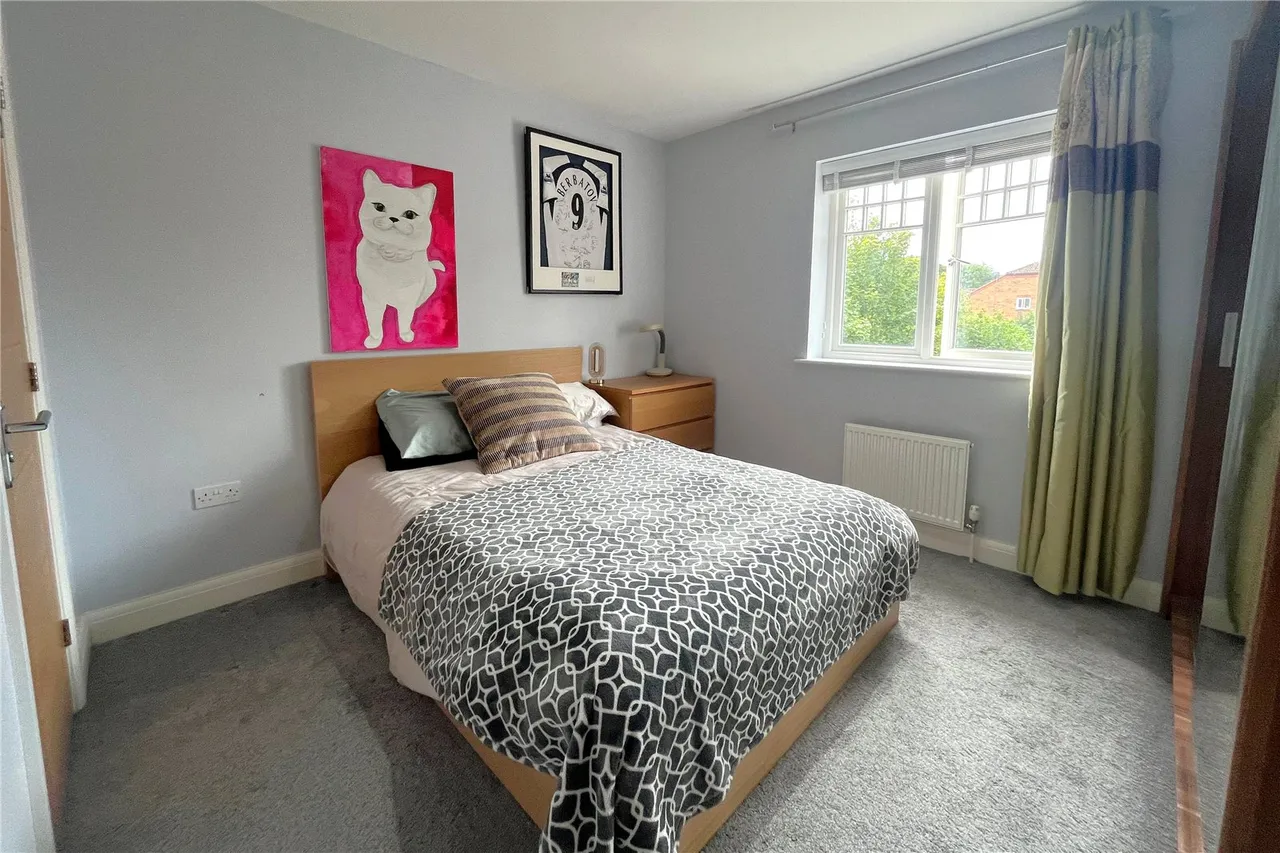 Cherry Place, Farnham, Surrey, GU9 9TH, photo 18