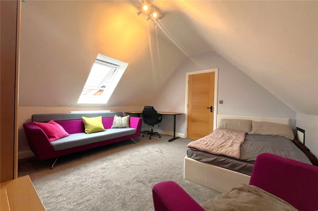 Cherry Place, Farnham, Surrey, GU9 9TH, photo 12