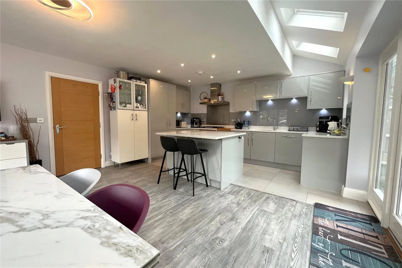 Cherry Place, Farnham, Surrey, GU9 9TH, photo 8
