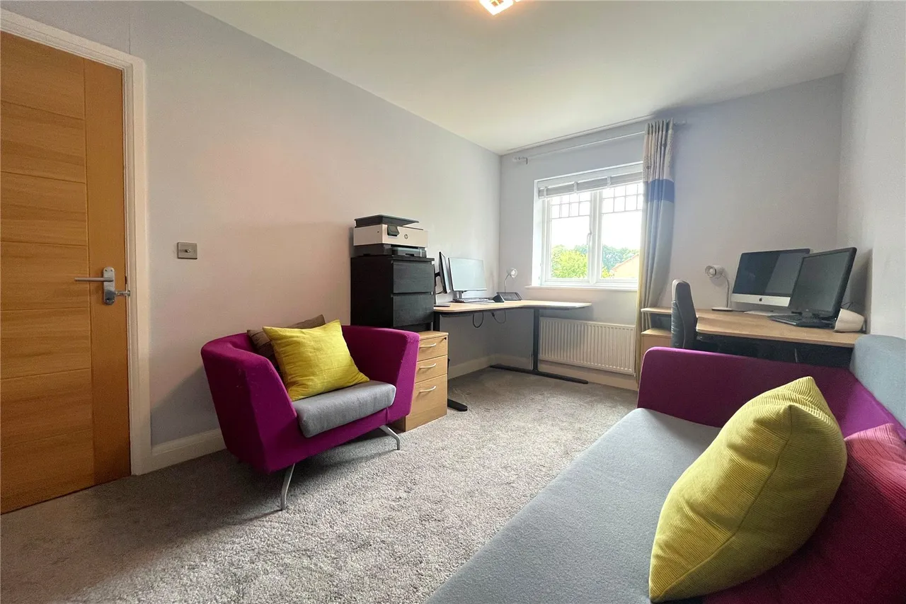 Cherry Place, Farnham, Surrey, GU9 9TH, photo 21
