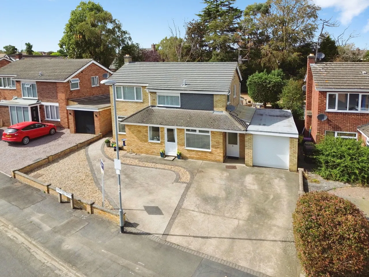 4 bed house for sale, Ancaster Drive, Sleaford, NG34