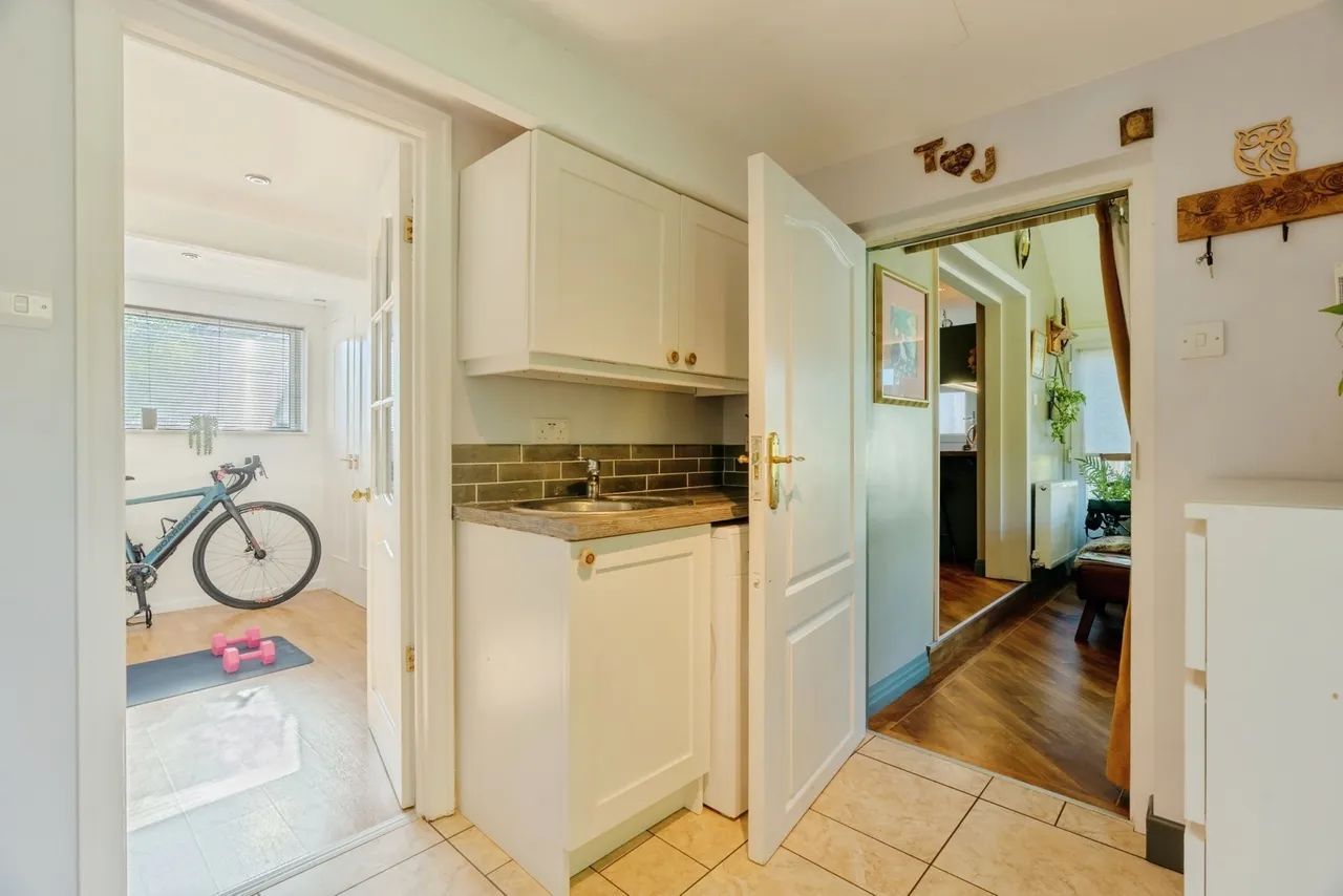 Longroyd Road, Earby, Barnoldswick, Lancashire, BB18, photo 24