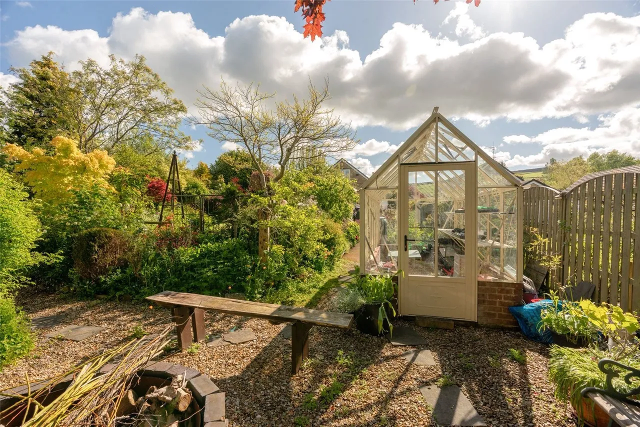 Longroyd Road, Earby, Barnoldswick, Lancashire, BB18, photo 43