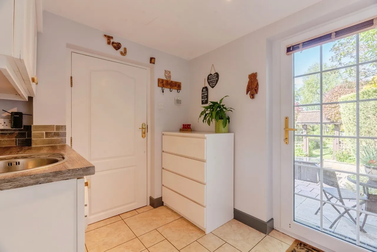 Longroyd Road, Earby, Barnoldswick, Lancashire, BB18, photo 22