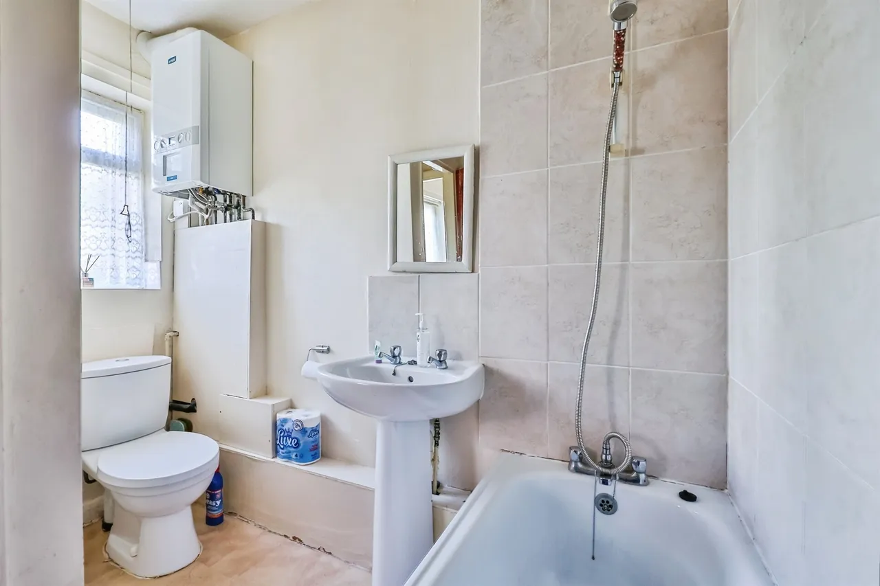 Fenwick Road, Nottingham, NG8, photo 16