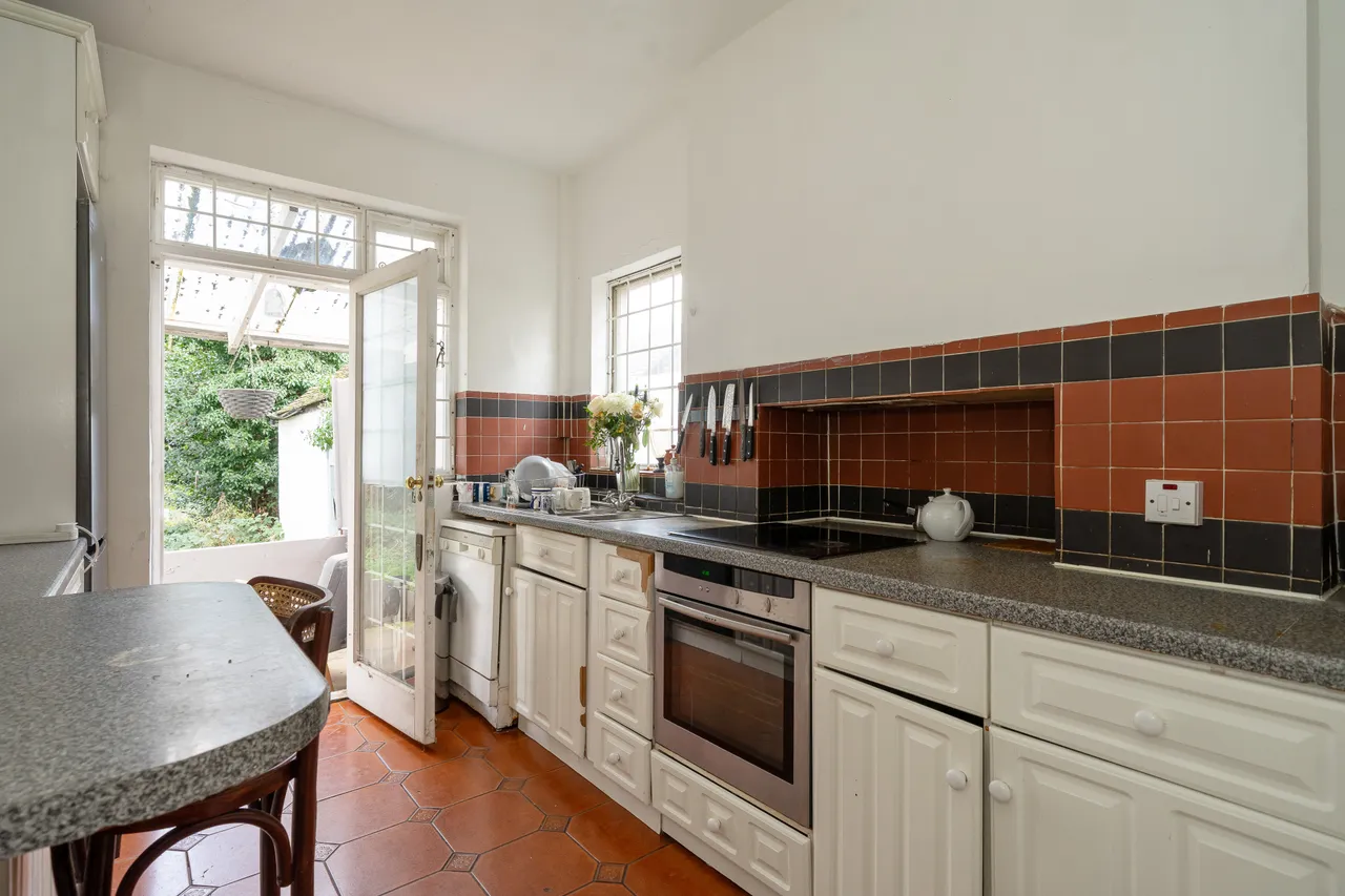 Burlington Lane, London, W4, photo 5