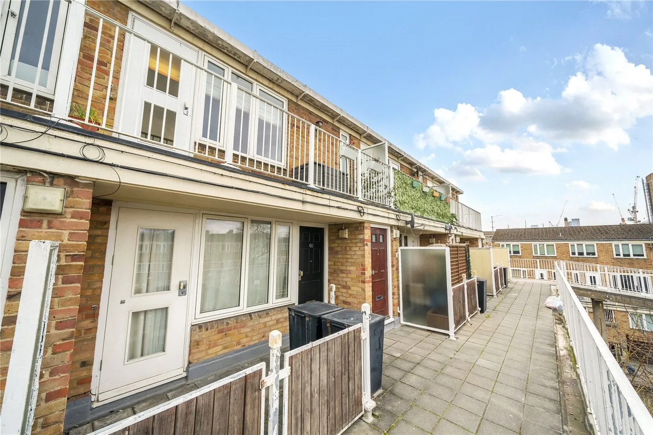 Amina Way, London, SE16, photo 18