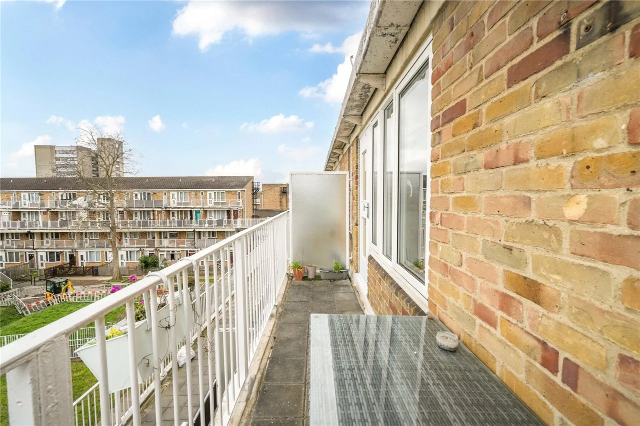 Amina Way, London, SE16, photo 17