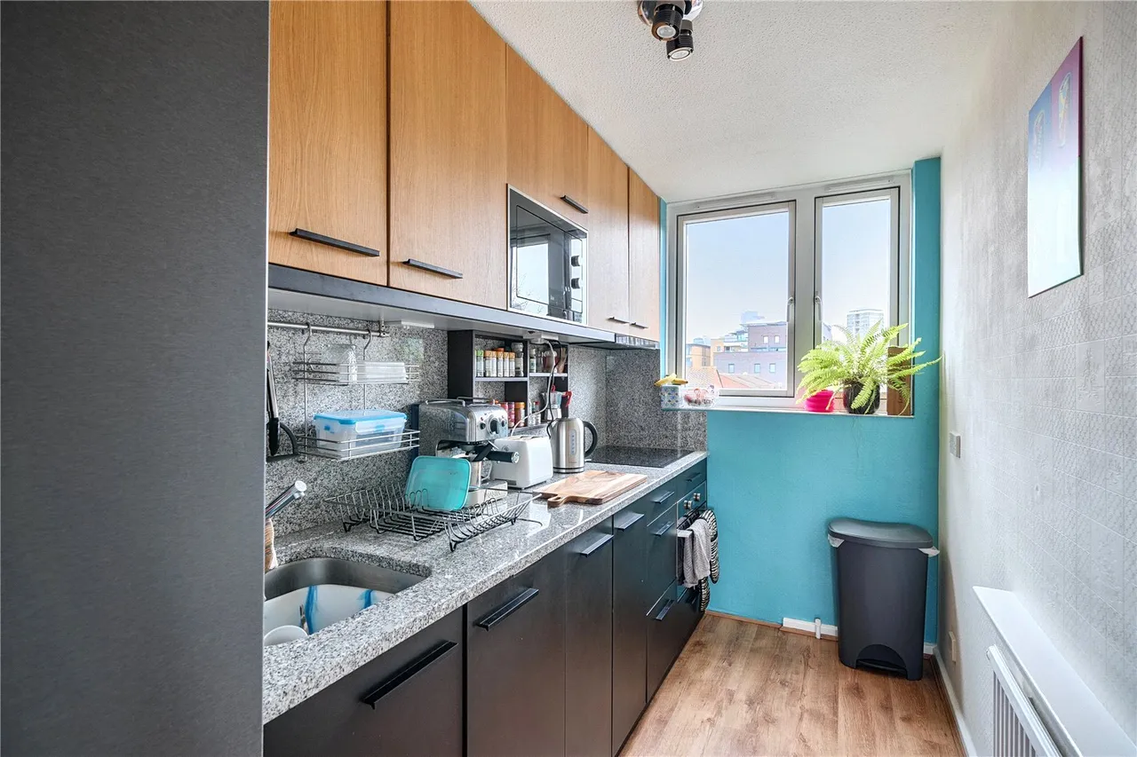 Amina Way, London, SE16, photo 8