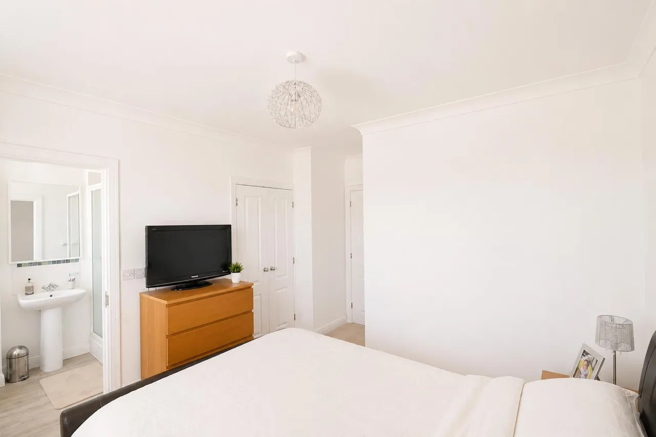 Charlotte Avenue, Fairfield, SG5, photo 9