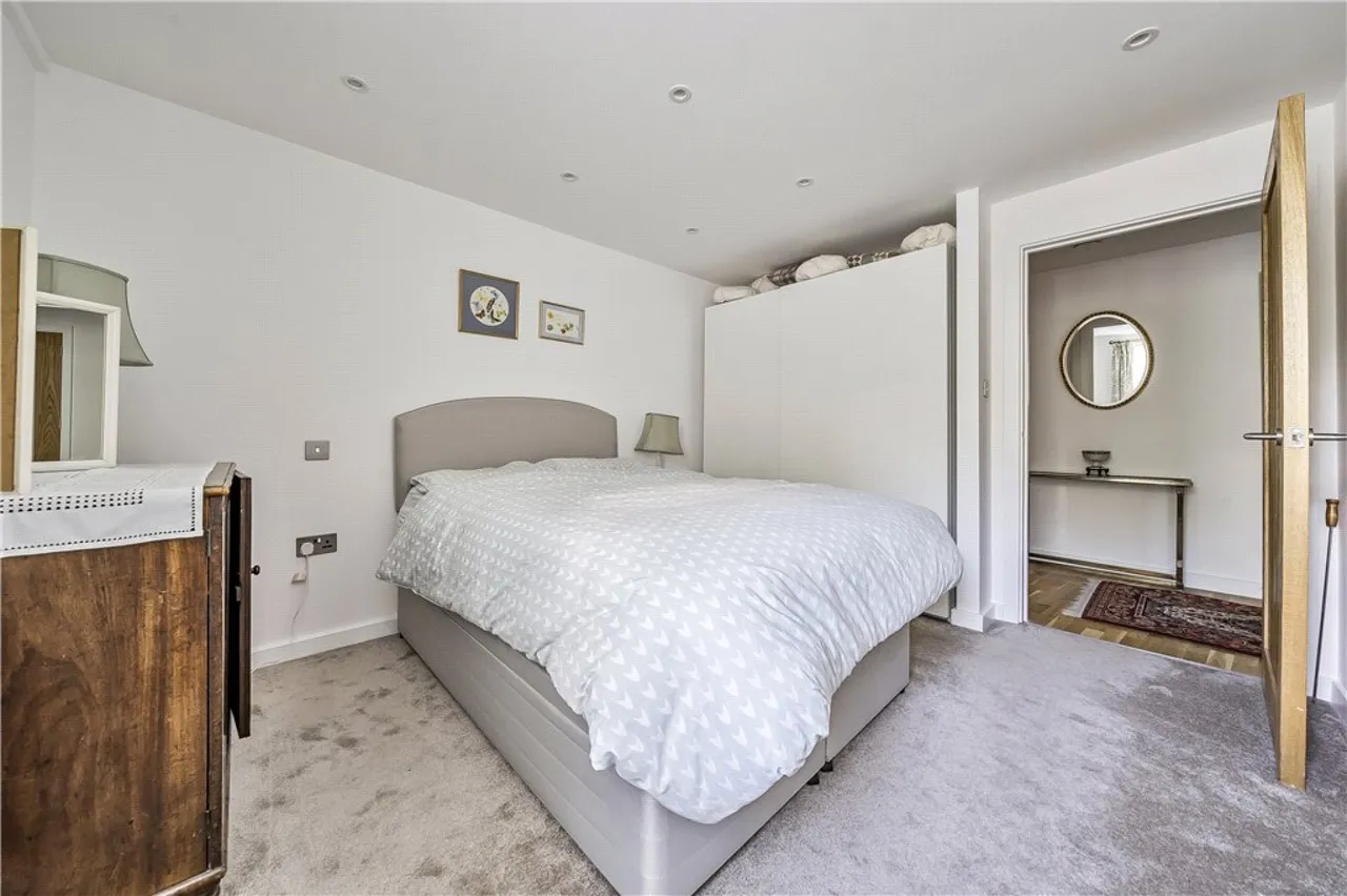 Church Street, Romsey, SO51, photo 8