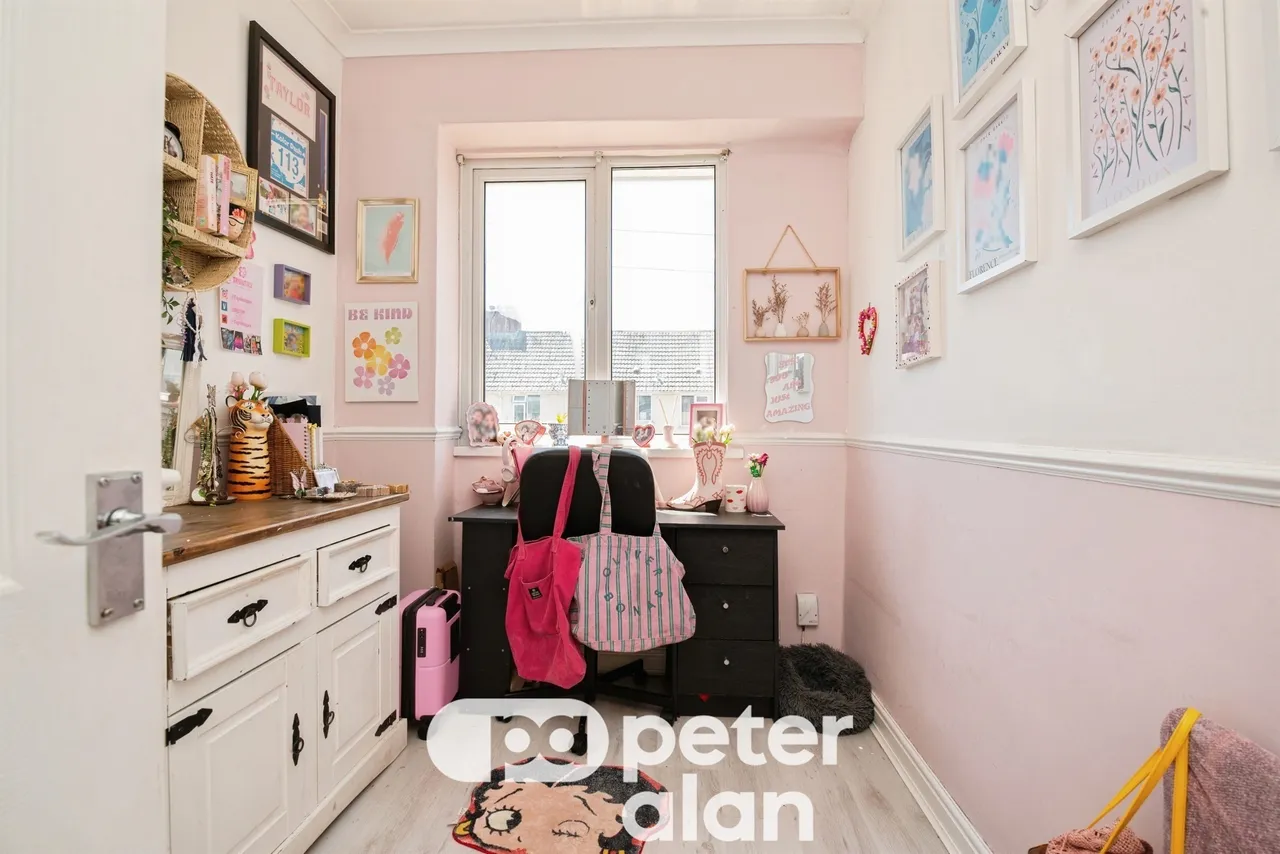 Maesglas Road, Newport, NP20, photo 10