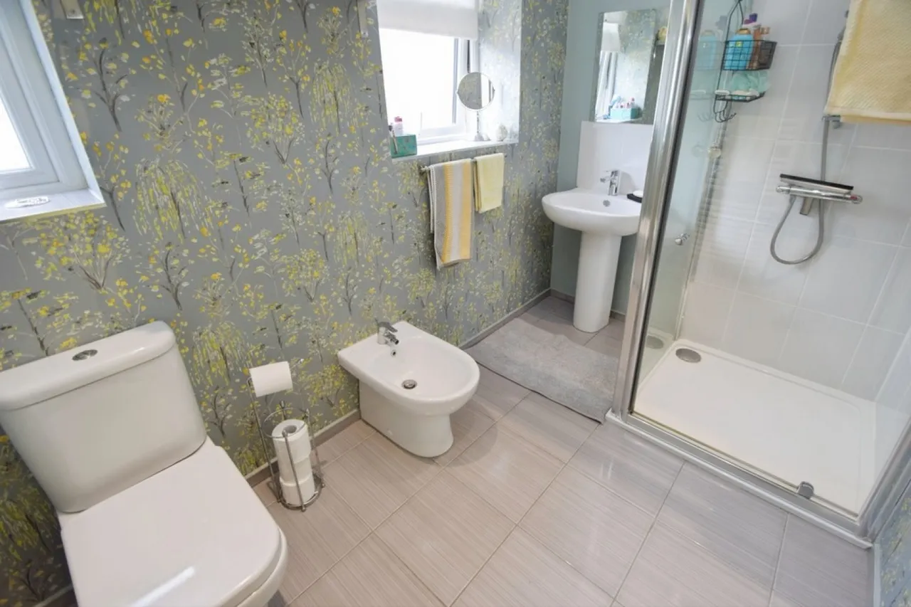 Shipley, Bradford, West Yorkshire, photo 10