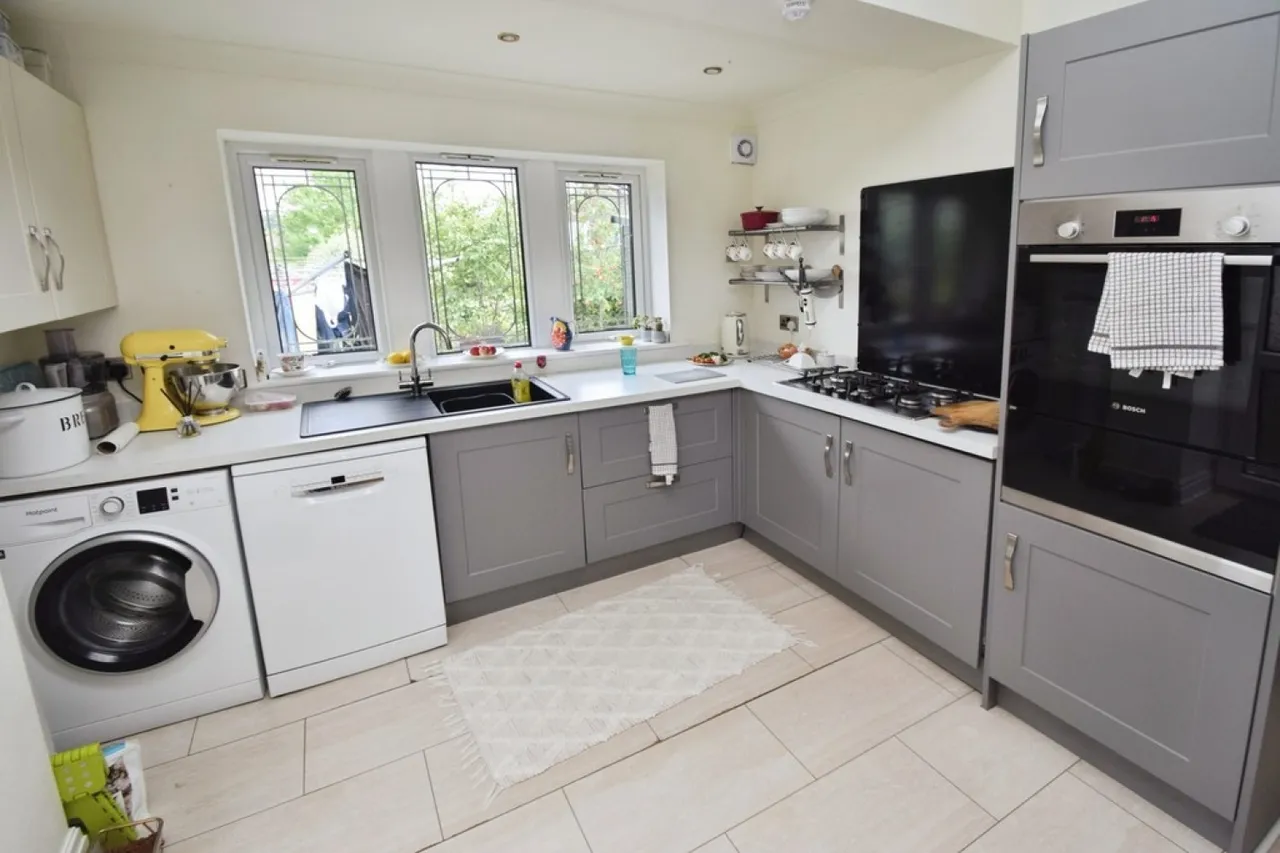 Shipley, Bradford, West Yorkshire, photo 4