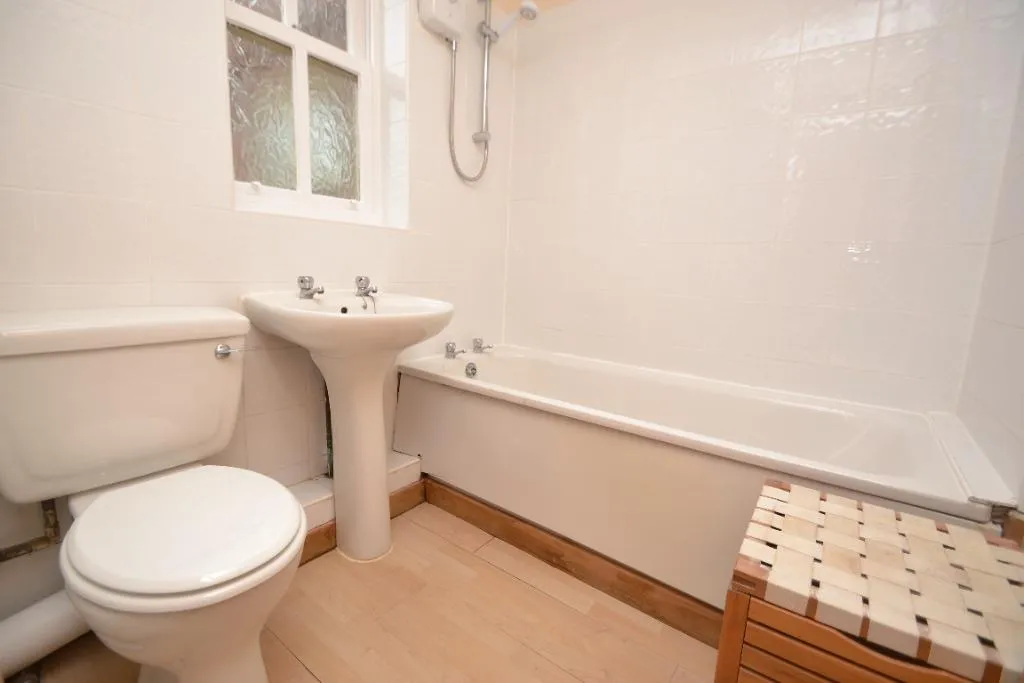 Navigation Walk, Leeds, LS10, photo 7