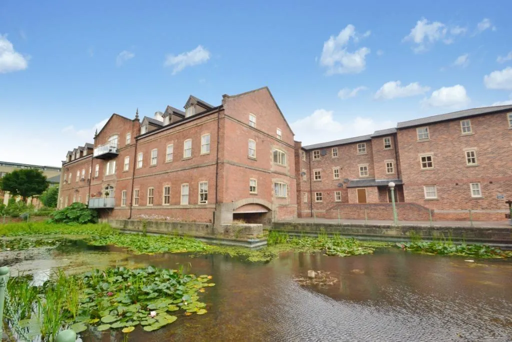 1 bed flat to rent, Navigation Walk, Leeds, LS10