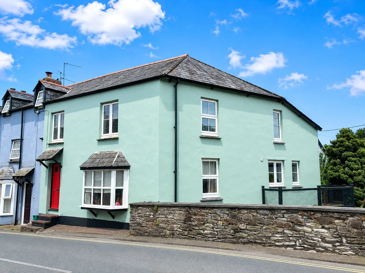 3 bed house for sale, Bridge Street, Stratton, EX23