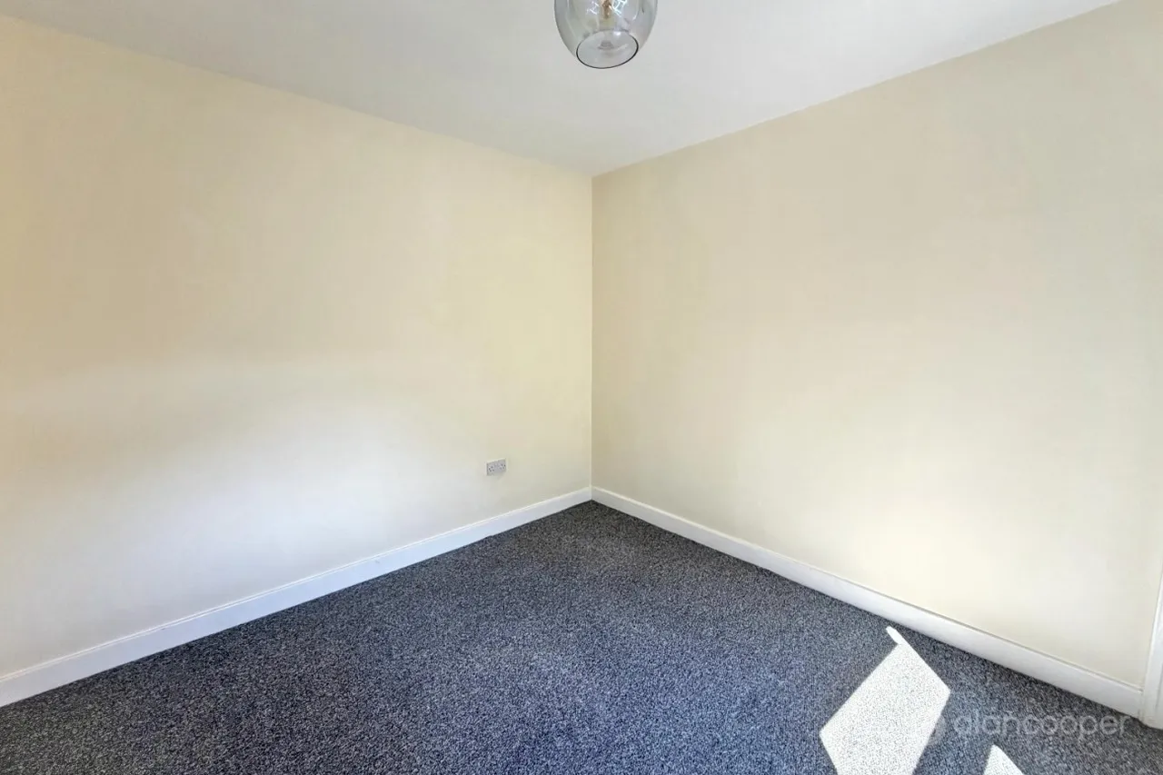 Manor Court Road, Nuneaton, CV11, photo 25