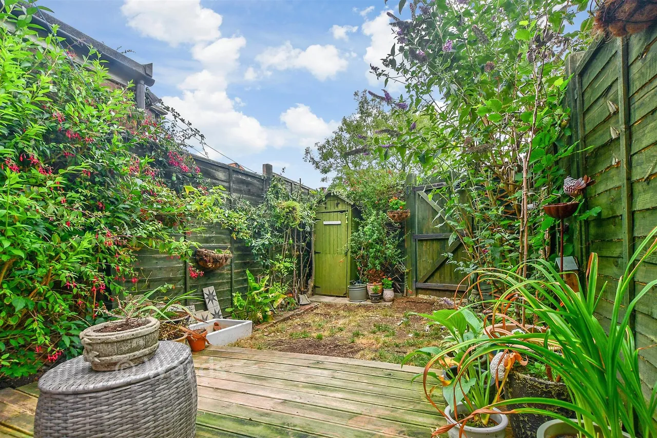 Uridge Road, Tonbridge, TN10, photo 10