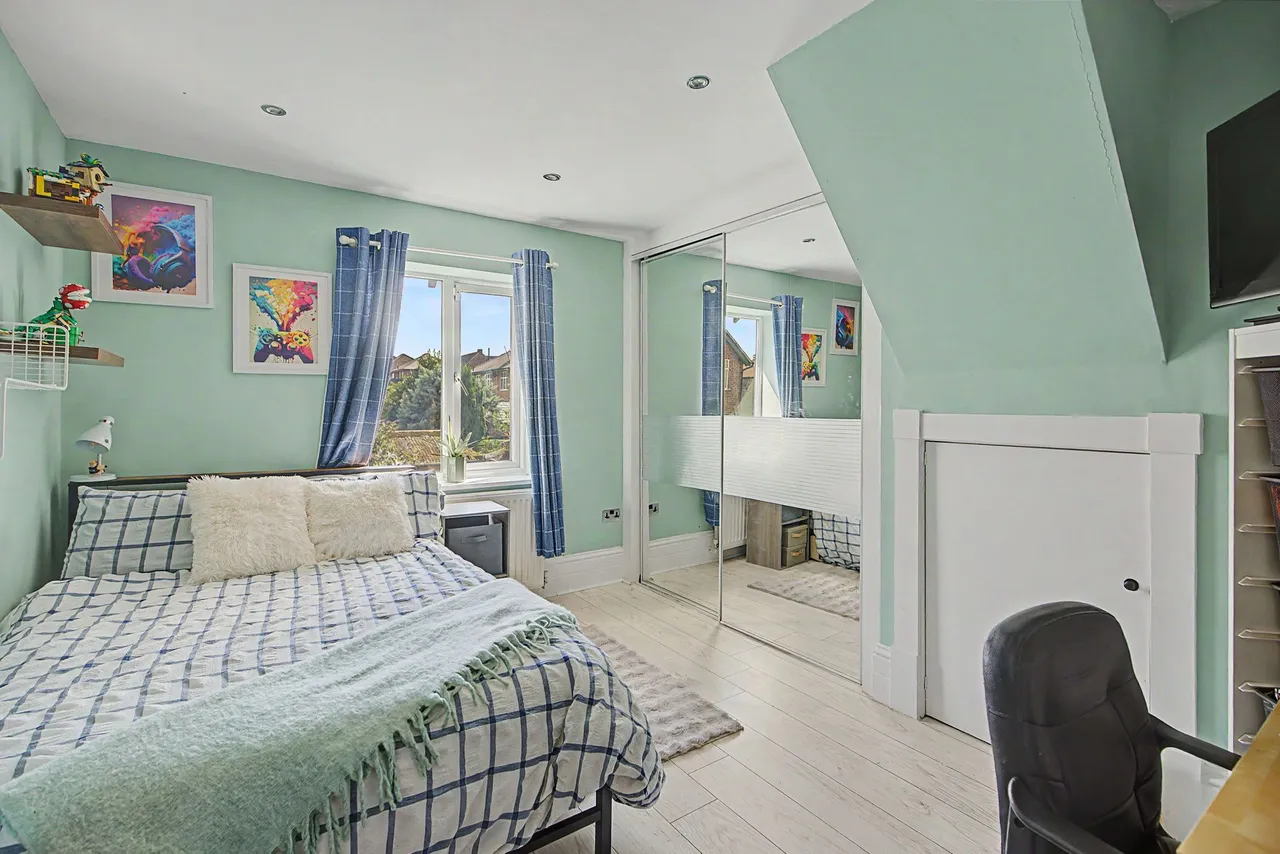 Knutsford Road, Warrington, photo 11