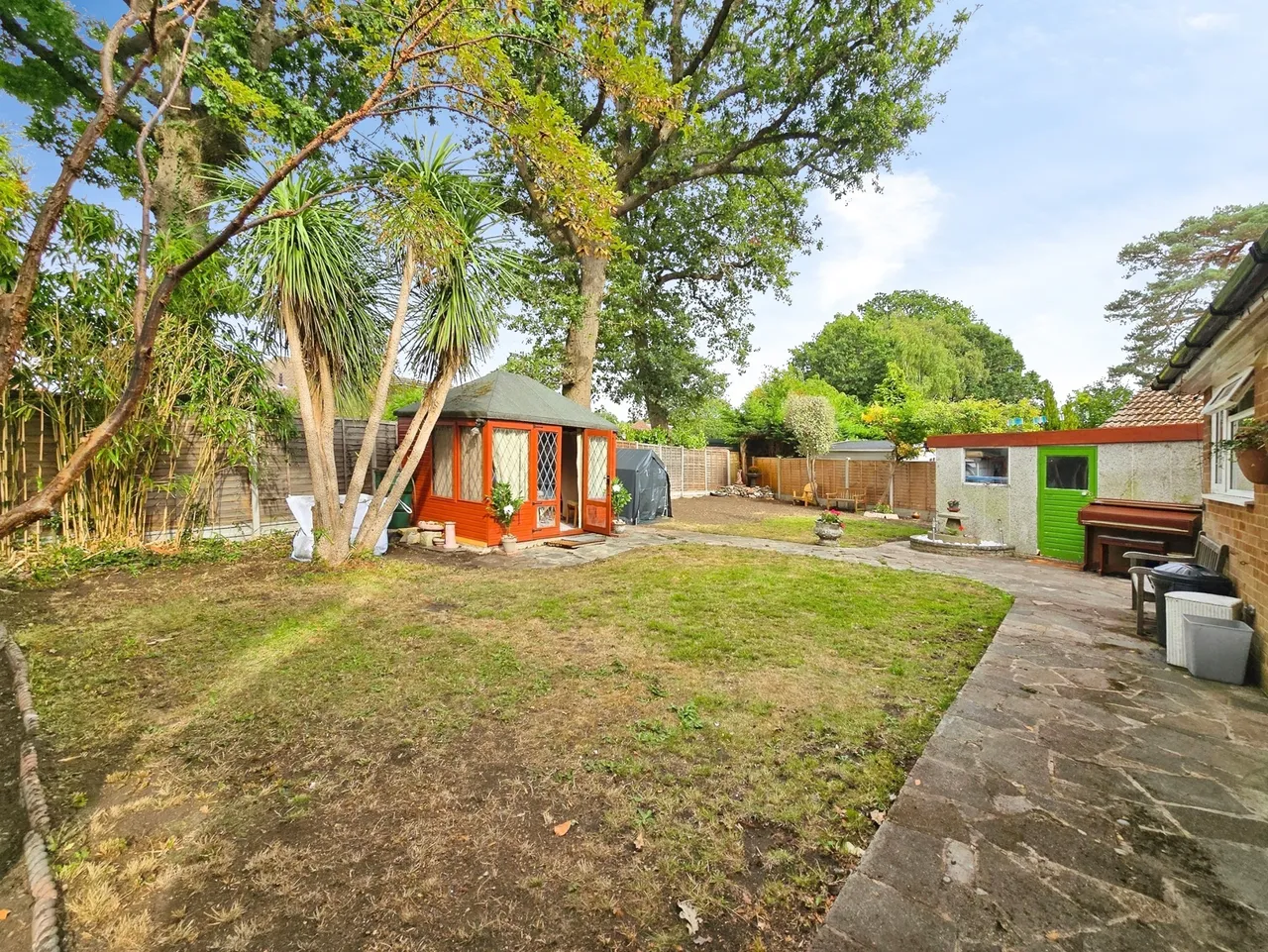 Robin Close, Ash Vale, Surrey, GU12 5JS, photo 2