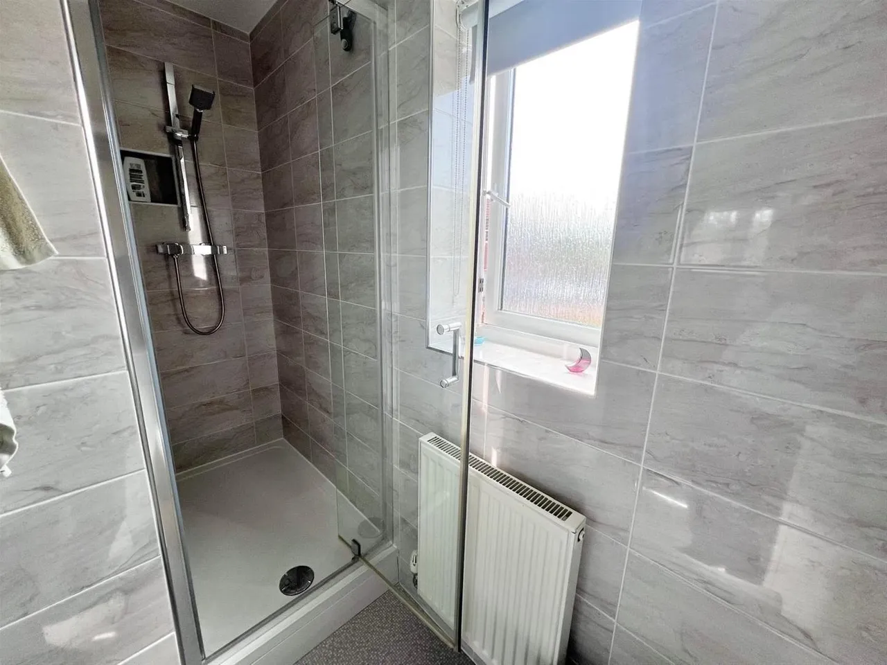 Kingfisher Avenue, Gillingham SP8 4GL, photo 11