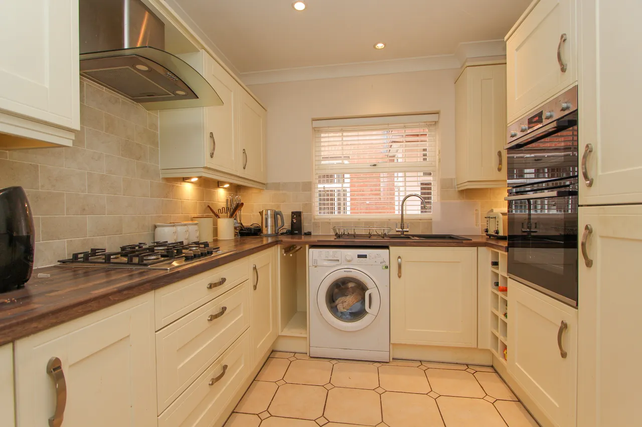 Flat 1, Rockingham House, Sutton Coldfield, 161 Birmingham Road, B72 1LX, photo 6