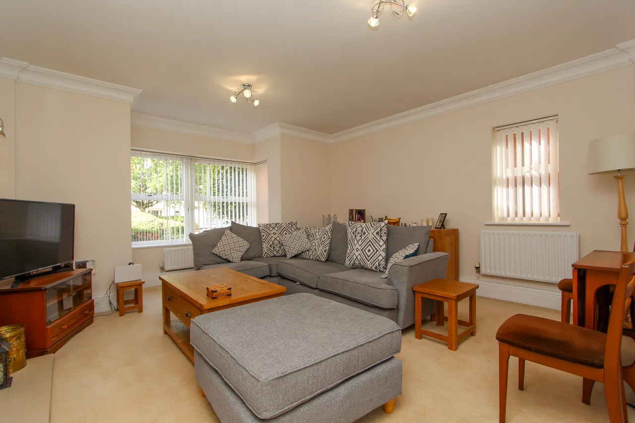 Flat 1, Rockingham House, Sutton Coldfield, 161 Birmingham Road, B72 1LX, photo 2
