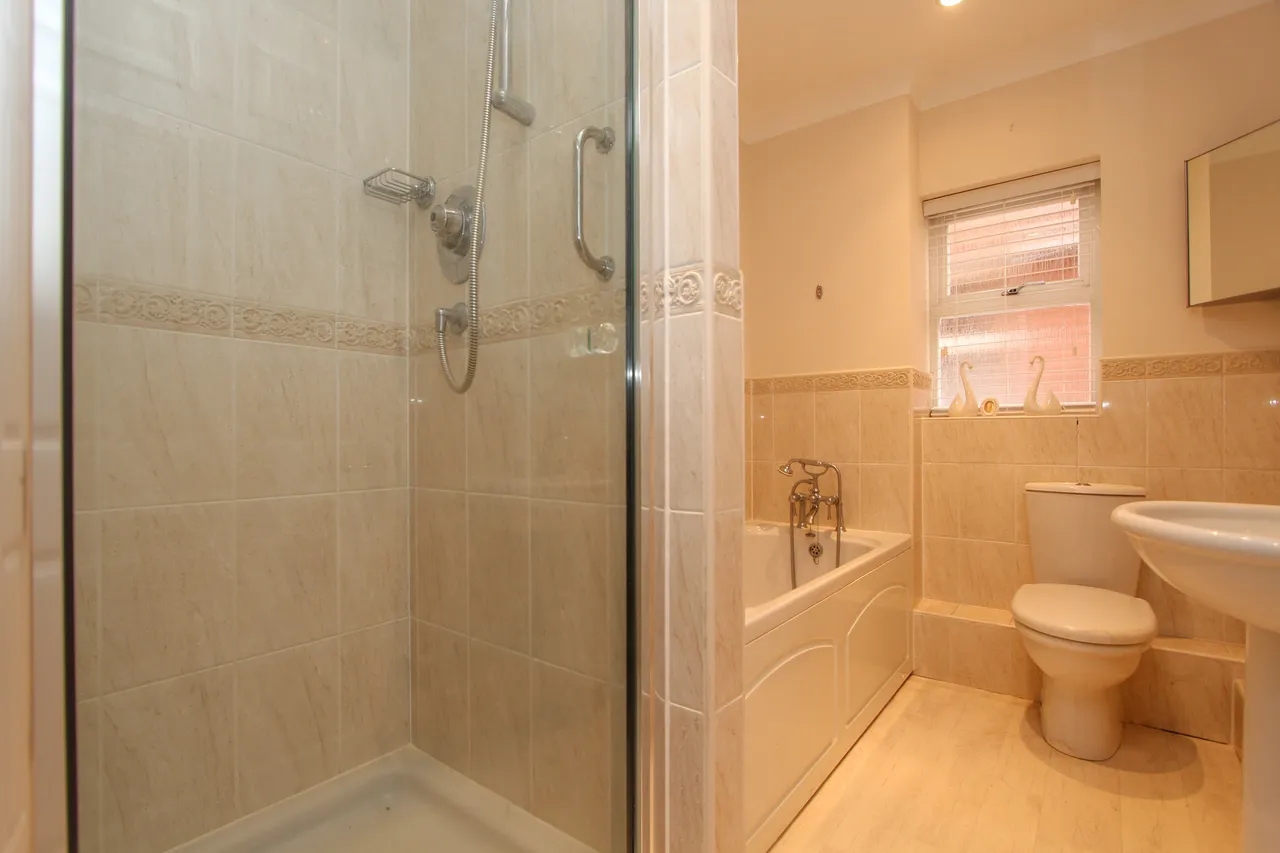 Flat 1, Rockingham House, Sutton Coldfield, 161 Birmingham Road, B72 1LX, photo 16